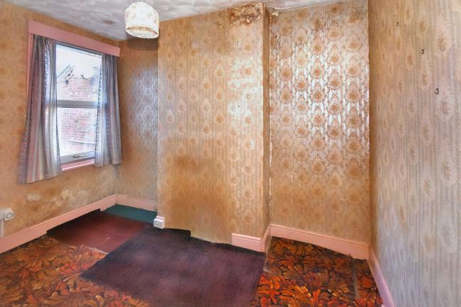 70 Shirley Road, Southampton, Hampshire, SO15 3EY 10