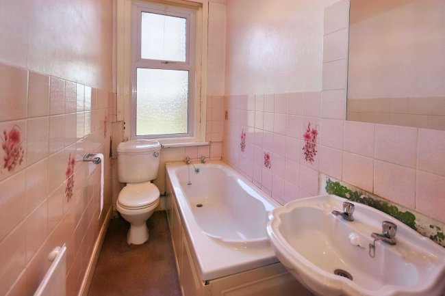 70 Shirley Road, Southampton, Hampshire, SO15 3EY 10