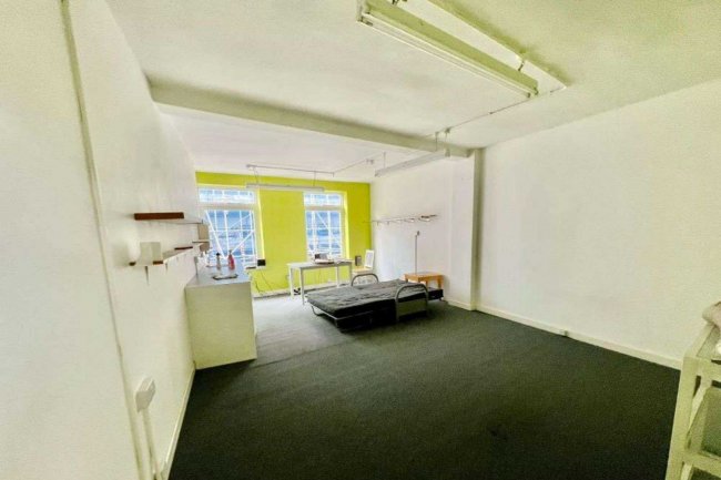 48A Middle Street, Yeovil, Somerset, BA20 1LX 9