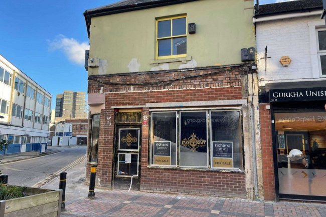 49 Fleet Street, Swindon SN1 1RE 1