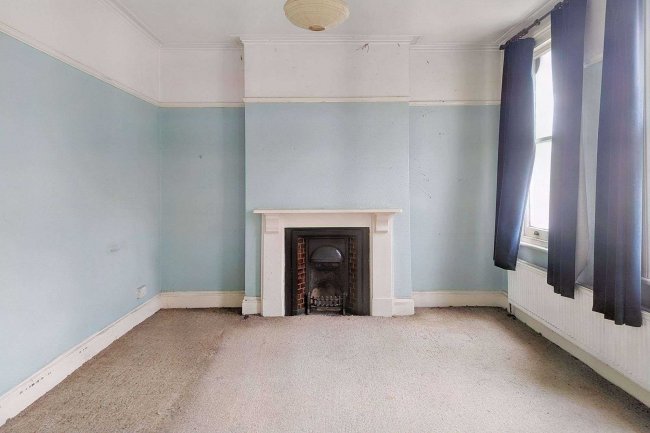 26a St Pauls Road, Thornton Heath, CR7 8NB 5