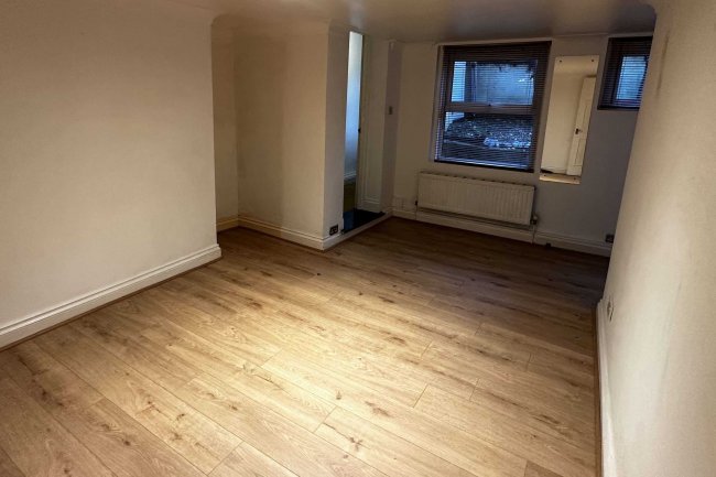 21a Auckland Road East, Southsea, Hampshire, PO5 2HA 9