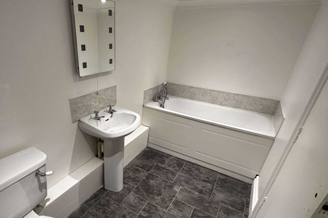 21a Auckland Road East, Southsea, Hampshire, PO5 2HA 9