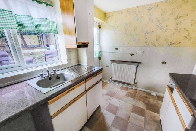 35 Windmill Rise, Minster-on-sea, Kent, ME12 3QA 9