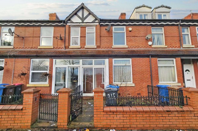 215 Littleton Road, Salford, Greater Manchester, M7 3TJ 4