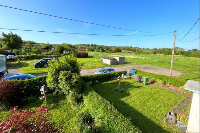 3 Underhill Cottages, Worcester, WR10 3LA 9