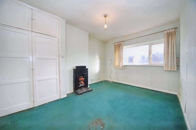 20 Hinton Close, Stafford, ST17 4HP 2