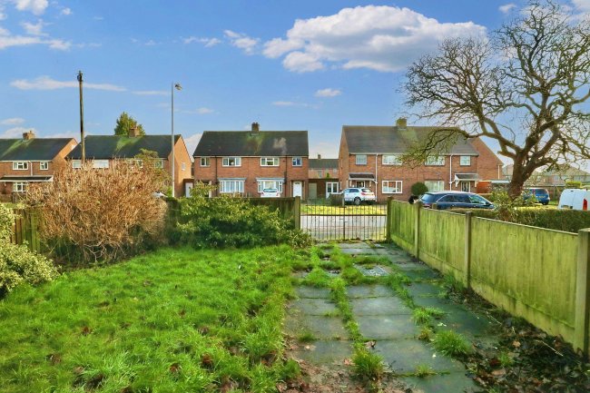 20 Hinton Close, Stafford, ST17 4HP 2