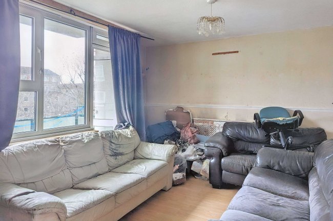 136 Vestry Road, Camberwell, London, SE5 8PQ 1