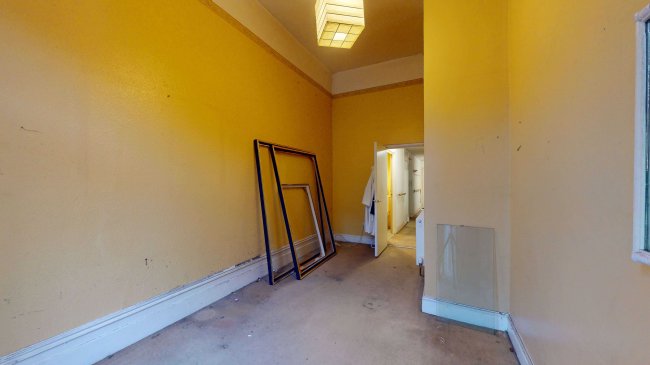 17B Earls Court Square, Earls Court, London, SW5 9BY 4