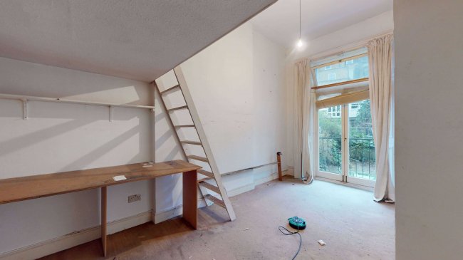 17B Earls Court Square, Earls Court, London, SW5 9BY 4