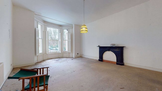 17B Earls Court Square, Earls Court, London, SW5 9BY 4