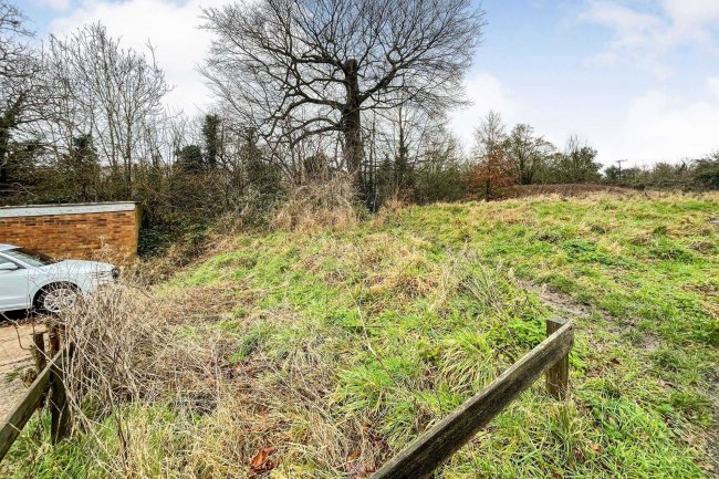 Land at the Rear of Dovedale, Ware Hertfordshire SG12 0XL 3