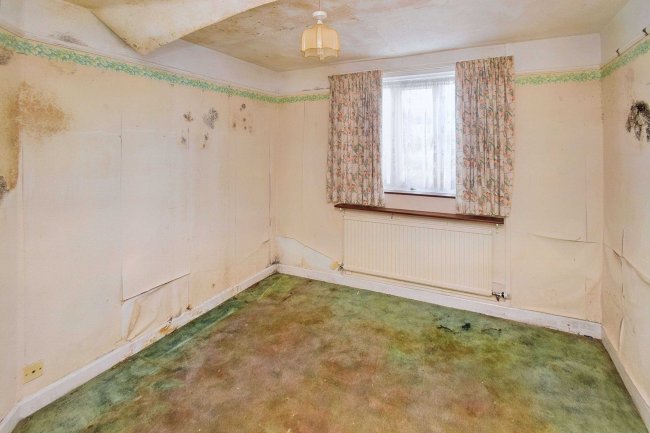 53 Bloxham Road, Banbury, Oxfordshire, OX16 9JS 1