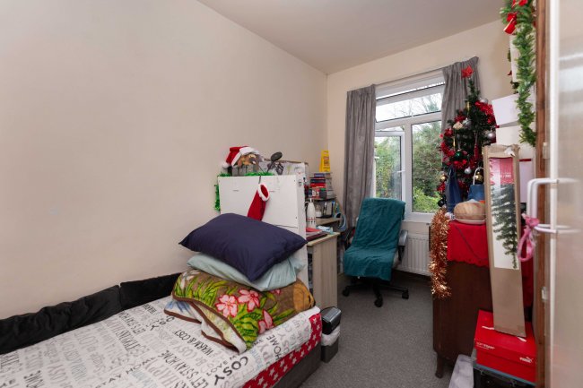 41 Oak Grove, Cricklewood, London, NW2 3LS 6