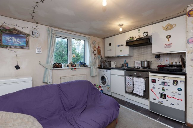 41 Oak Grove, Cricklewood, London, NW2 3LS 6