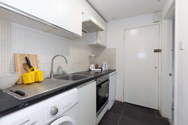 41 Oak Grove, Cricklewood, London, NW2 3LS 6