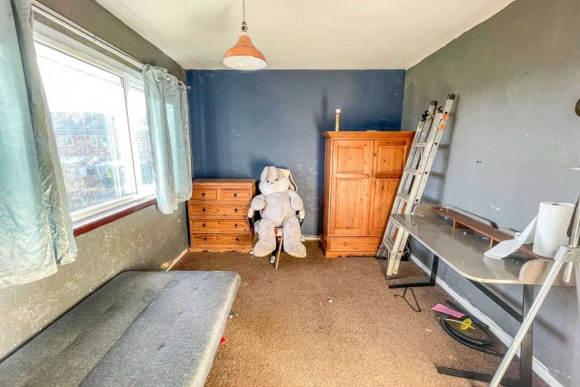 15 Charles Crescent, Walsall, West Midlands, WS3 5BB 8