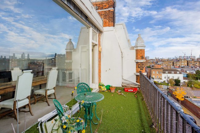 3- 5 Cheyne Place, Chelsea, London, SW3 4HH 4