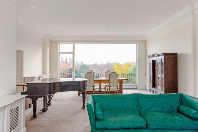 3- 5 Cheyne Place, Chelsea, London, SW3 4HH 4