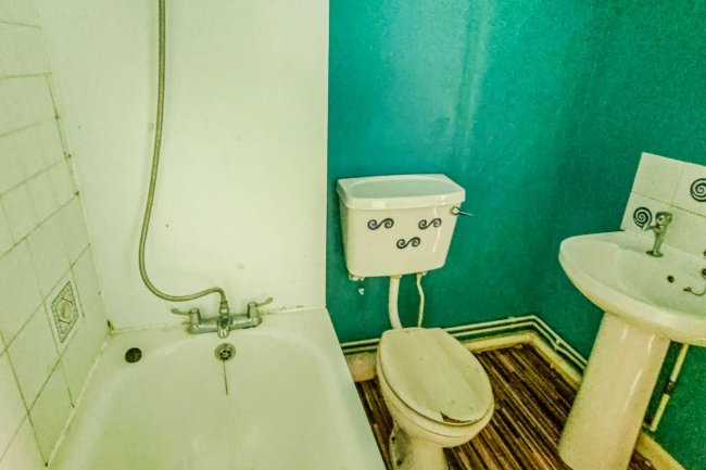 10 Burnham Court, Thomas Wyatt Road, Devizes, Wiltshire, SN10 5FE 4