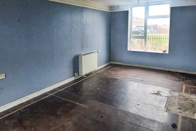 31 Dumbarton Road, Weymouth, DT4 9BY 3