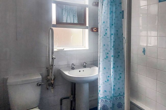 31 Dumbarton Road, Weymouth, DT4 9BY 3