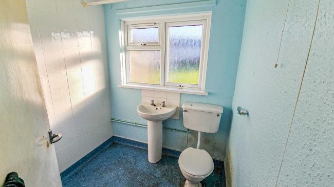 1 Scott Close, Kings Somborne, SO20 6NR 7