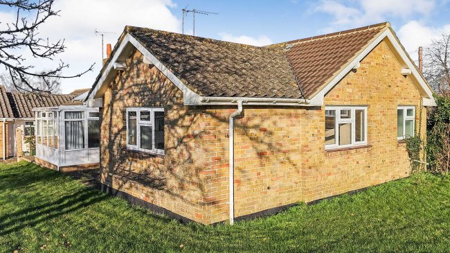 1 Scott Close, Kings Somborne, SO20 6NR 7