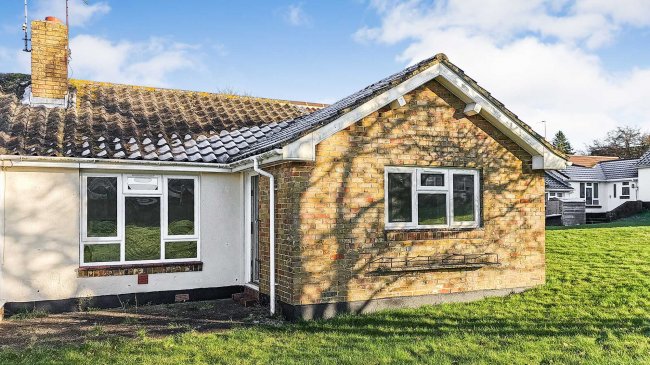 1 Scott Close, Kings Somborne, SO20 6NR 7