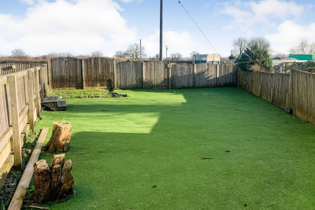 7 Fairfield, Radstock, Coleford, BA3 5PH 9