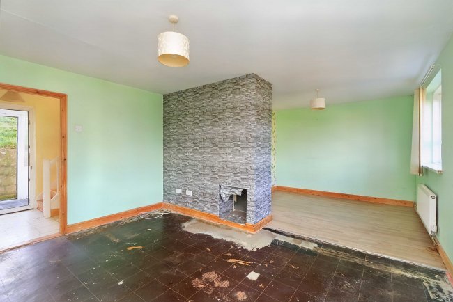 17 Harbour View Road, Castletown, Portland, DT5 1EW 2