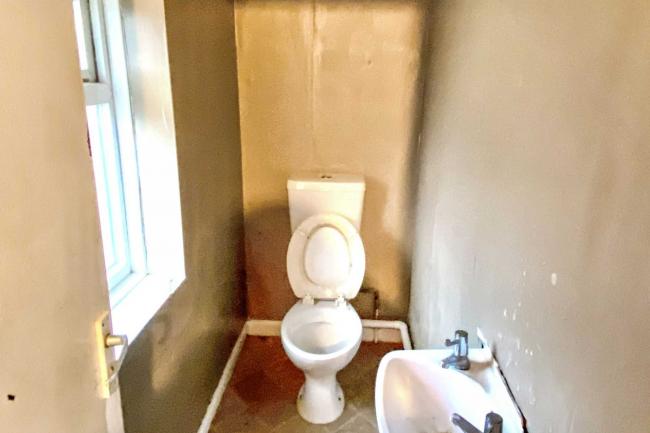 2 Ludgershall Road, Tidworth, SP9 7LX 1