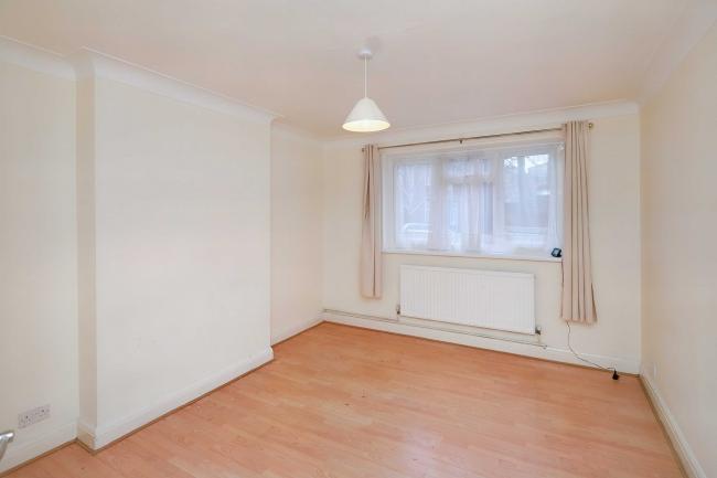 Flat 2, The Elms, Nicoll Road, Willesden, London, NW10 9AA 9
