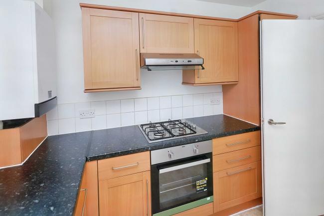 Flat 2, The Elms, Nicoll Road, Willesden, London, NW10 9AA 9
