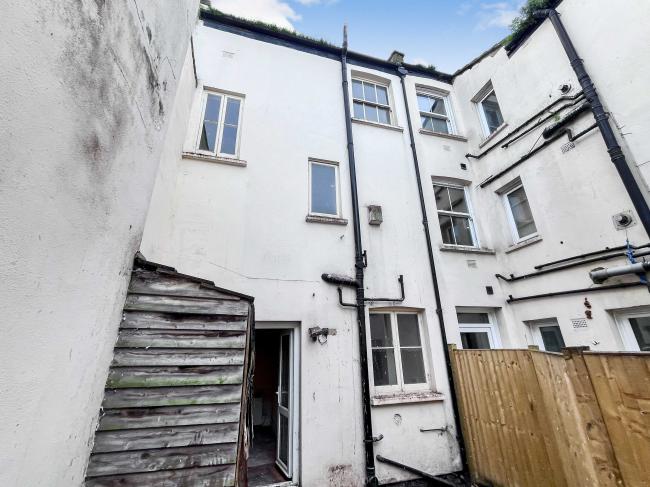 31 Derbyshire Street, Bethnal Green, E2 6HT 8