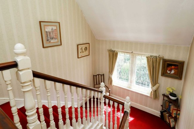 4 Ridgway Gardens, Wimbledon, London, SW19 4SZ 1