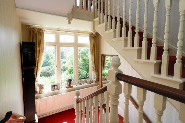 4 Ridgway Gardens, Wimbledon, London, SW19 4SZ 1