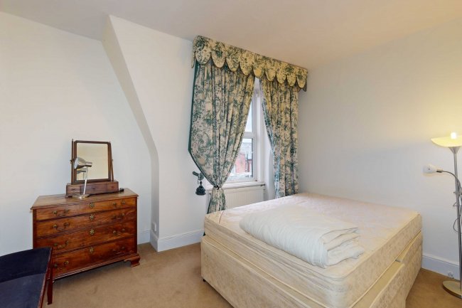 3- 5 Cheyne Place, Chelsea, London, SW3 4HH 4