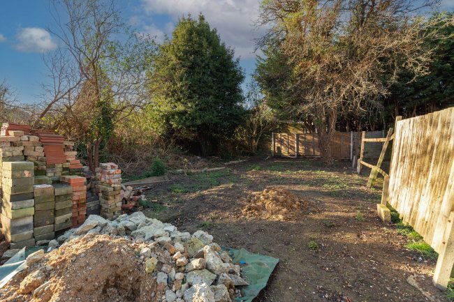 266 Portland Road, South Norwood, London SE25 4SL 2