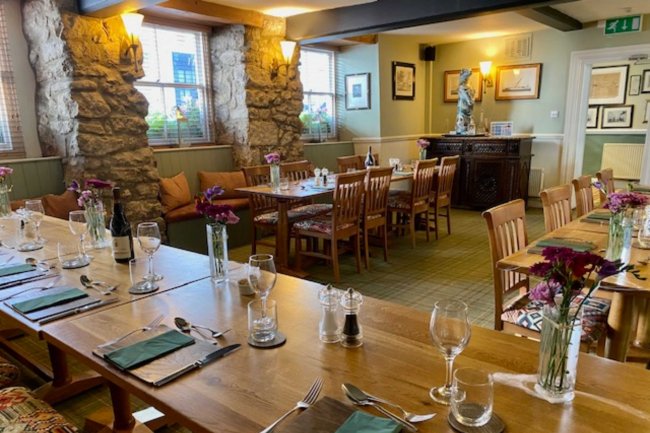 The White Hart Hotel, The Square, Moretonhampstead, Dartmoor, TQ13 8NF 6