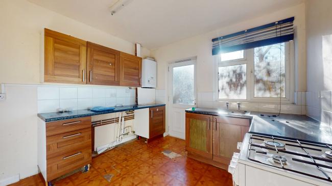 60 Vincent Road, Kingston upon Thames, Surrey, KT1 3HJ 8