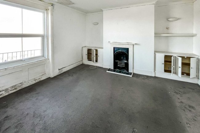 Second Floor Flat, 45 Central Parade, Herne Bay, CT6 5HZ 1