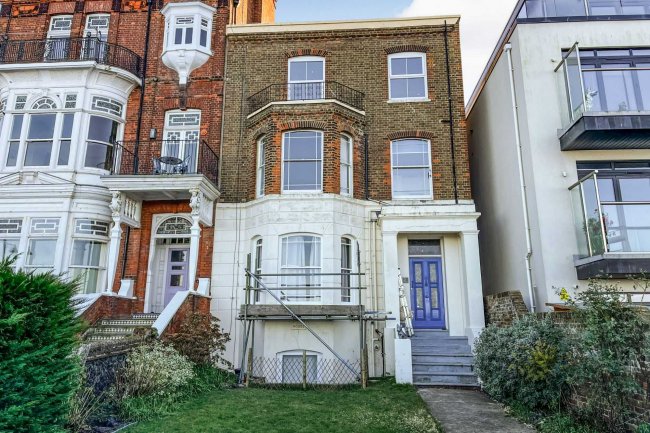 Second Floor Flat, 45 Central Parade, Herne Bay, CT6 5HZ 1