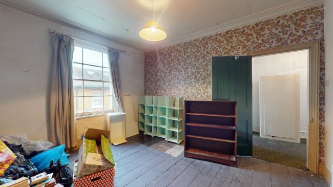 16 Montague Road, Croydon, Surrey, CR0 3SS 10