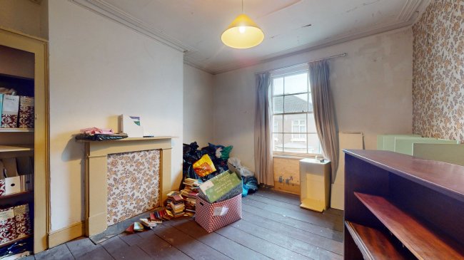 16 Montague Road, Croydon, Surrey, CR0 3SS 10