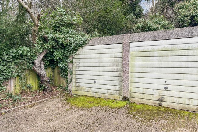 Garage 1, Baronsclere, 23 Avenue Road, London, N6 5YA 7