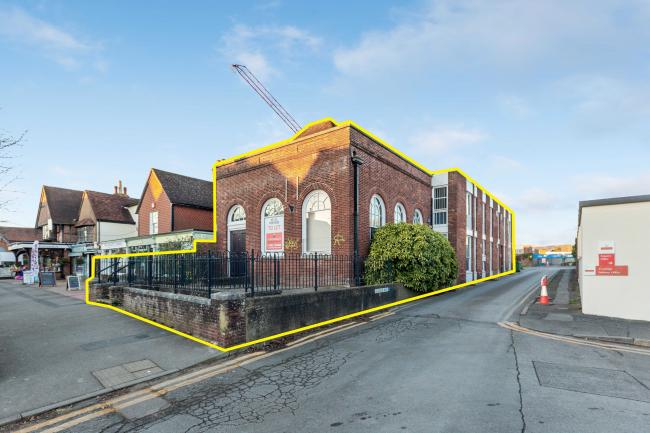 71 High Street, Cranleigh, GU6 8AX 7