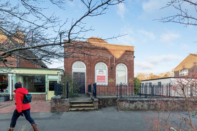 71 High Street, Cranleigh, GU6 8AX 7