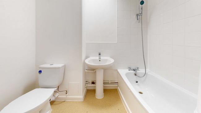 51 Gayton House, Chiltern Road, Bow, E3 4BX 4